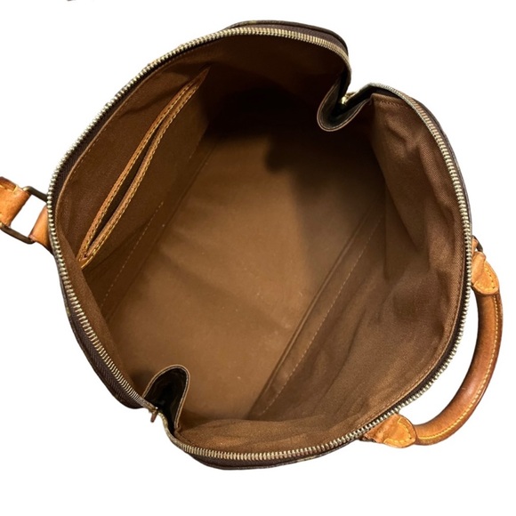 WOW POSHMARK - Authentic Vintage Louis Vuitton Monogram Alma Handbag - Picture 7 of 15